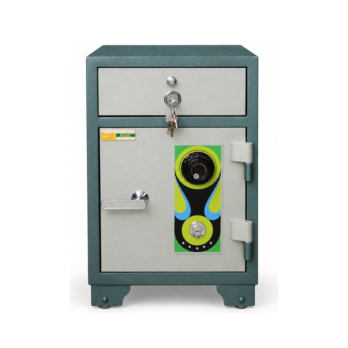 Két sắt BEMC GD100, đóng cửa